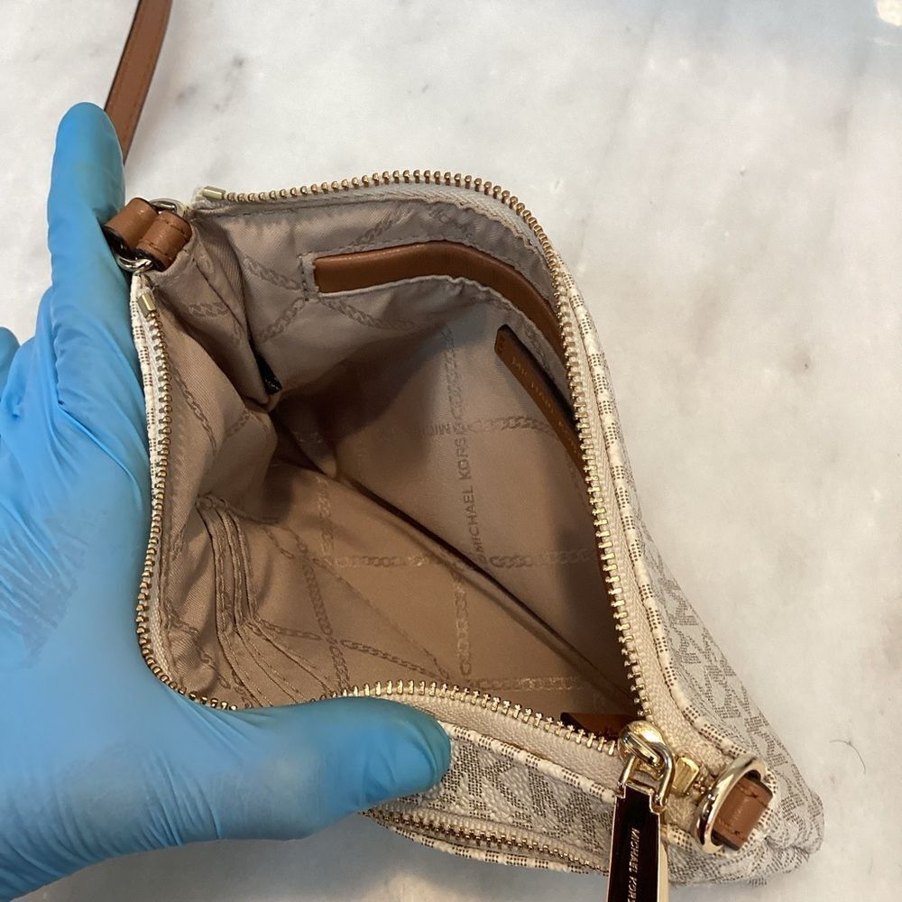 Michael Kors Bag Purse Handbag Mini Saffiano Leather Signature Logo Mini Bag - Picture 14 of 16